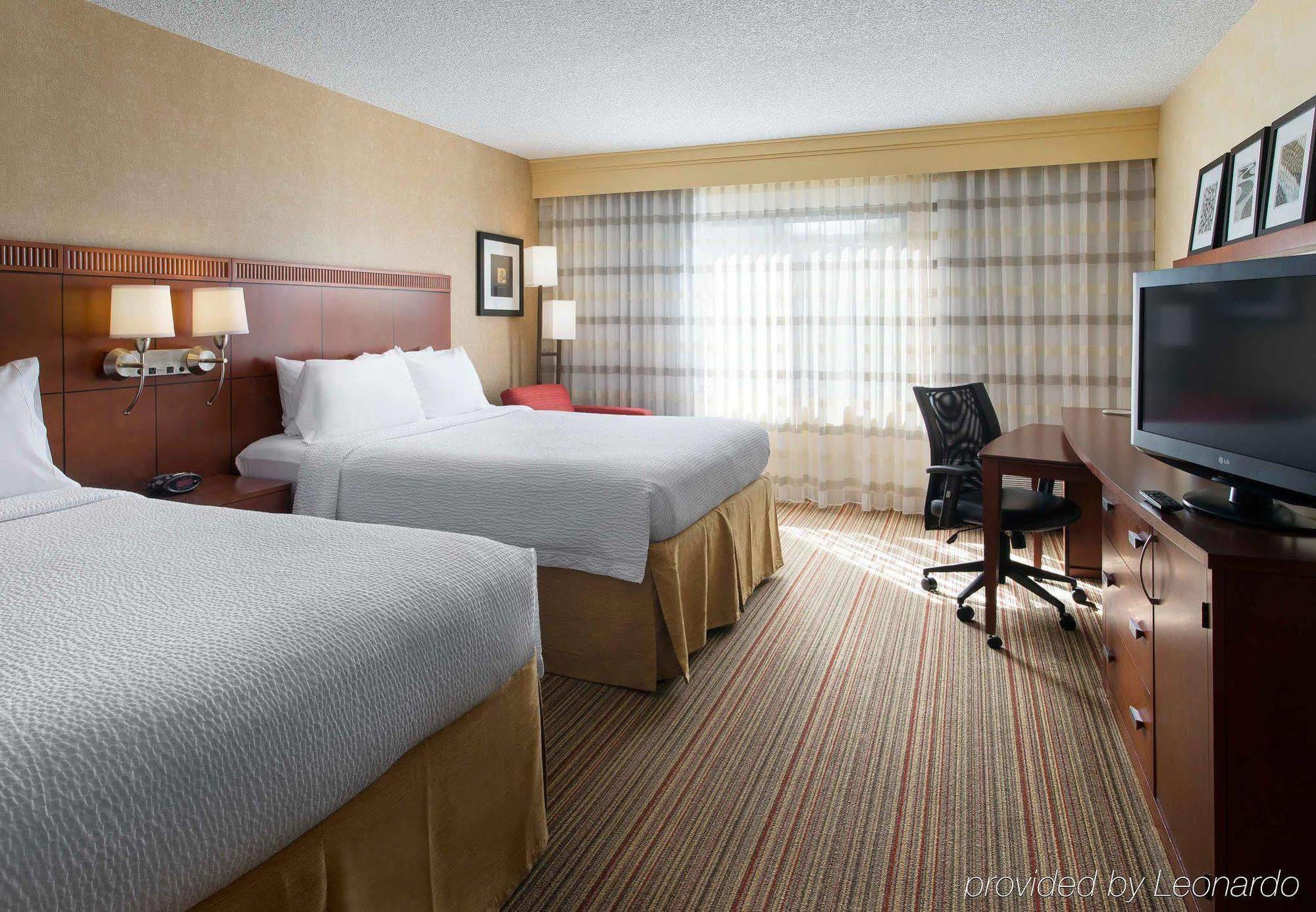 Courtyard Sacramento Airport Natomas Hotel Ngoại thất bức ảnh
